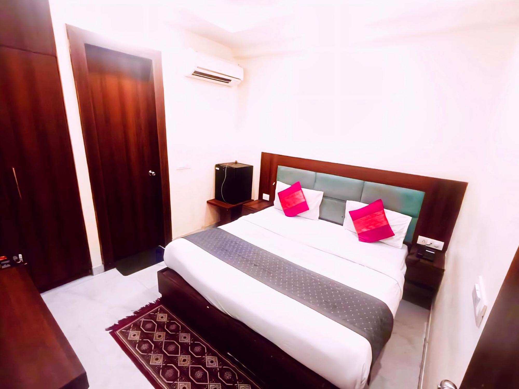 Hotel Shiva International Near By Igi Airport Nueva Delhi Exterior foto